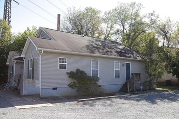 607 Cameron Ave #B, Chapel Hill, NC 27516