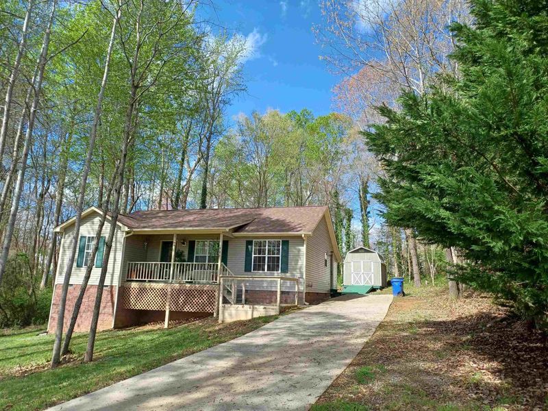 607 N Fourth St, Mebane, NC 27302