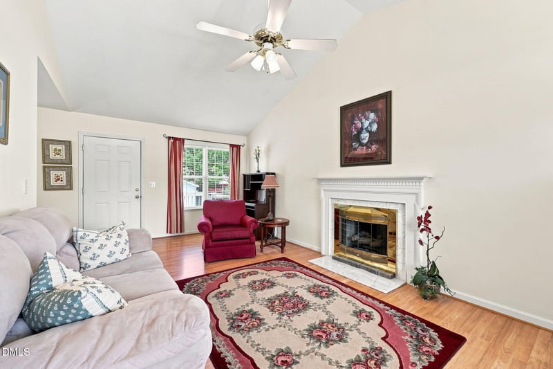 607 Garrison Ave, Clayton, NC 27520