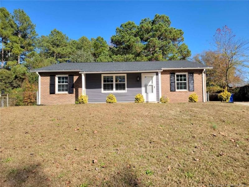 607 Kellam Cir, Fayetteville, NC 28311
