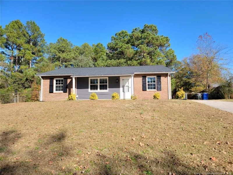 607 Kellam Cir, Fayetteville, NC 28311