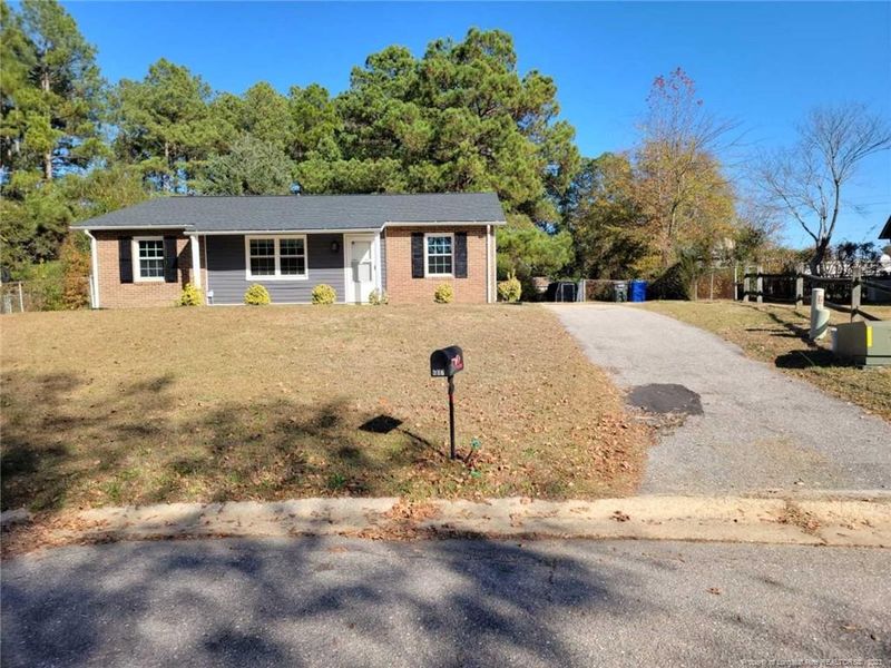 607 Kellam Cir, Fayetteville, NC 28311