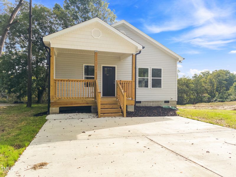 607 Lee St, Burlington, NC 27217