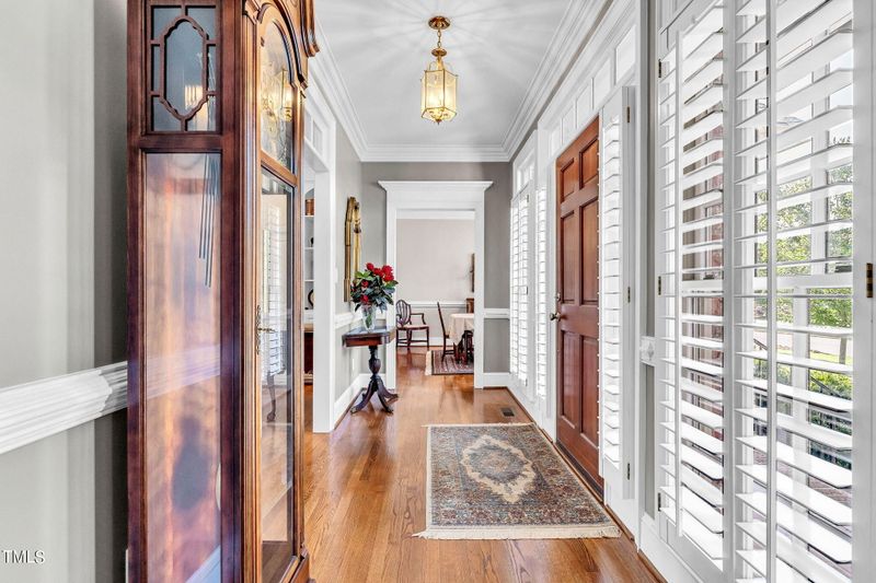 607 Newbern Ct, Burlington, NC 27215