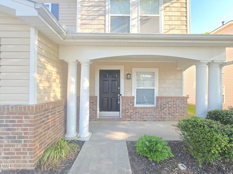 607 Pebblestone Dr, Durham, NC 27703