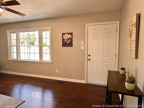 607 Platinum St, Fayetteville, NC 28311