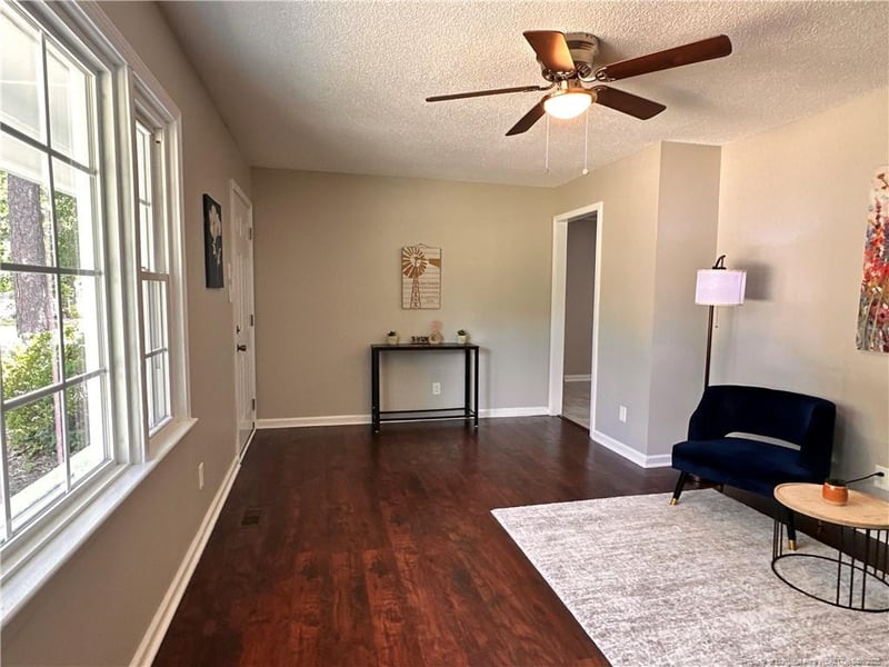 607 Platinum St, Fayetteville, NC 28311