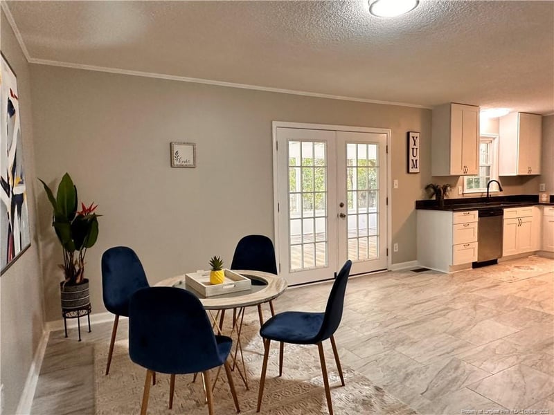 607 Platinum St, Fayetteville, NC 28311