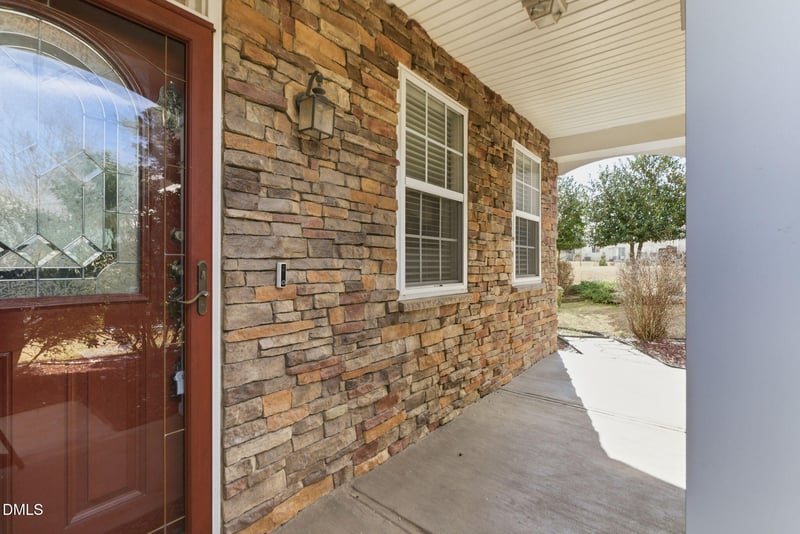 607 Ravenstone Ln, Durham, NC 27703