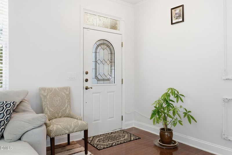 607 Ravenstone Ln, Durham, NC 27703