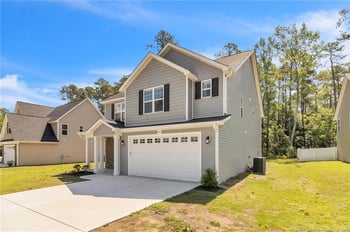 607 Rempstone Ln, Fayetteville, NC 28311