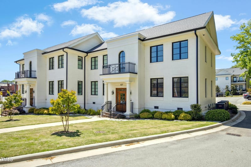 607 Smedes Pl #B, Raleigh, NC 27605