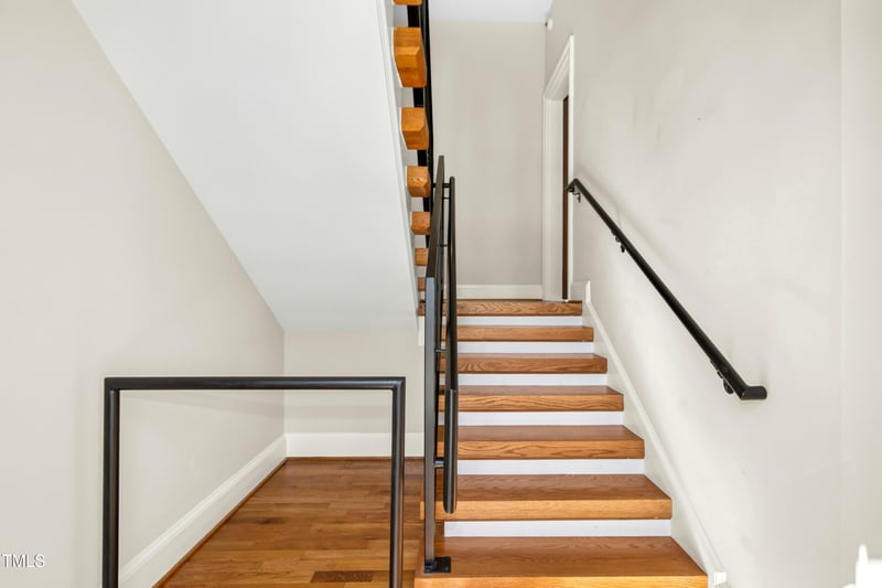 607 Smedes Pl #B, Raleigh, NC 27605