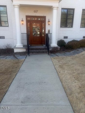 607 Smedes Pl #B, Raleigh, NC 27605