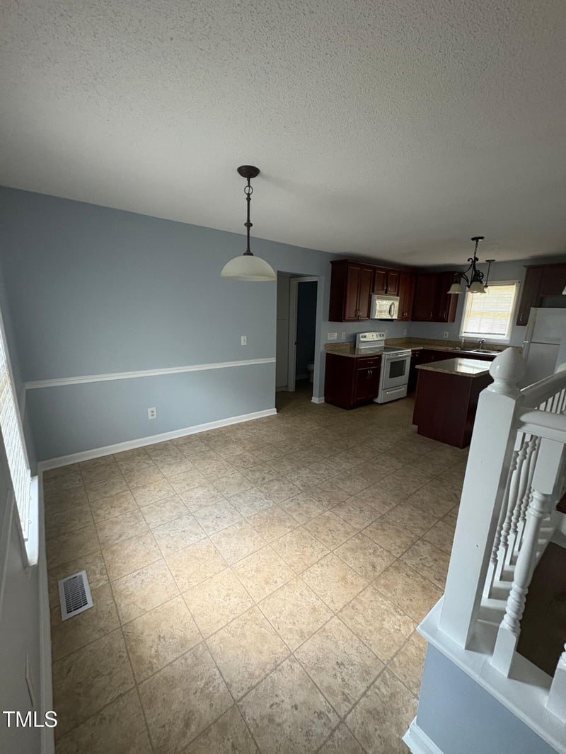 607 Wahlbrink Dr, Wake Forest, NC 27587