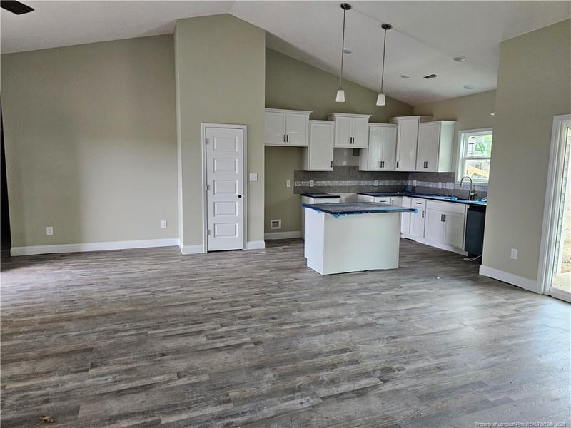 6070 Ari Ct, Fayetteville, NC 28312