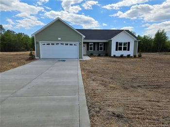 6070 Ari Ct, Fayetteville, NC 28312
