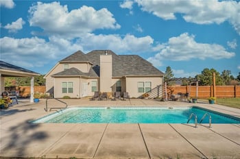 6072 Gallberry Farms Rd, Hope Mills, NC 28348
