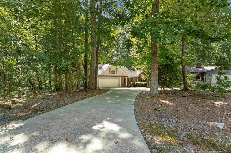 6073 Jones Cir, Sanford, NC 27332