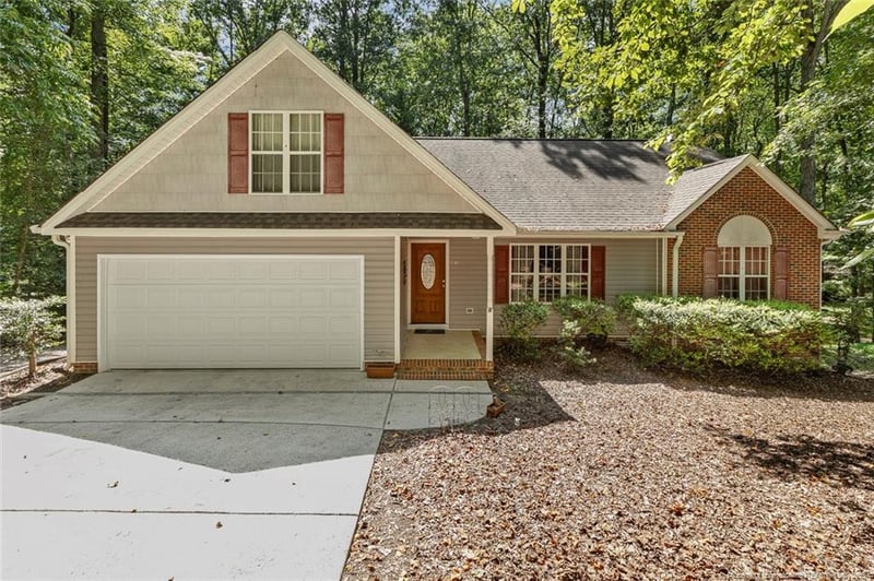 6073 Jones Cir, Sanford, NC 27332