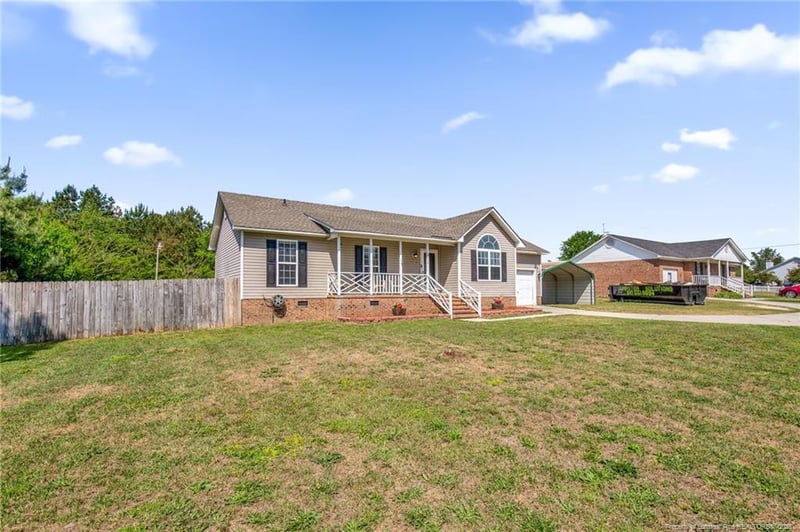 6076 Waldos Beach Rd, Fayetteville, NC 28306