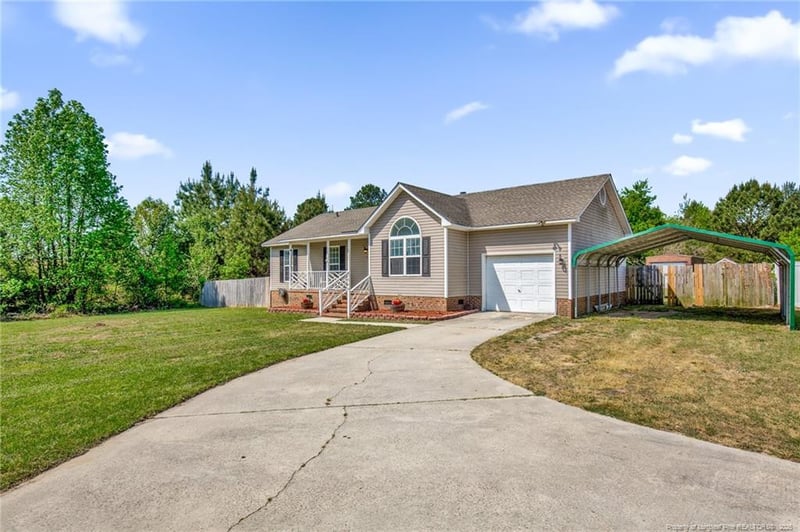 6076 Waldos Beach Rd, Fayetteville, NC 28306