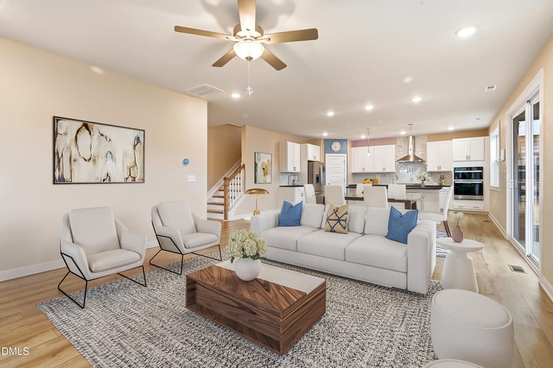 608 Barbour Farm Ln, Four Oaks, NC 27524