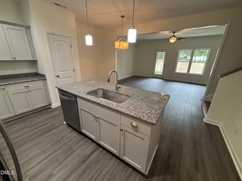 608 Blackmon St, Benson, NC 27504