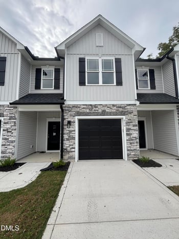 608 Blackmon St, Benson, NC 27504