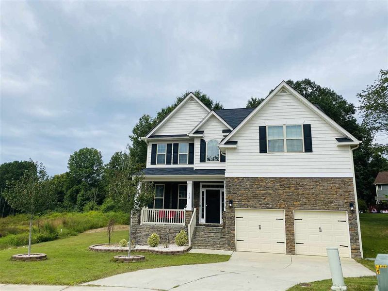 608 Brookfield Dr, Knightdale, NC 27545
