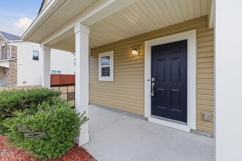 608 Chalcedony Ct, Durham, NC 27703