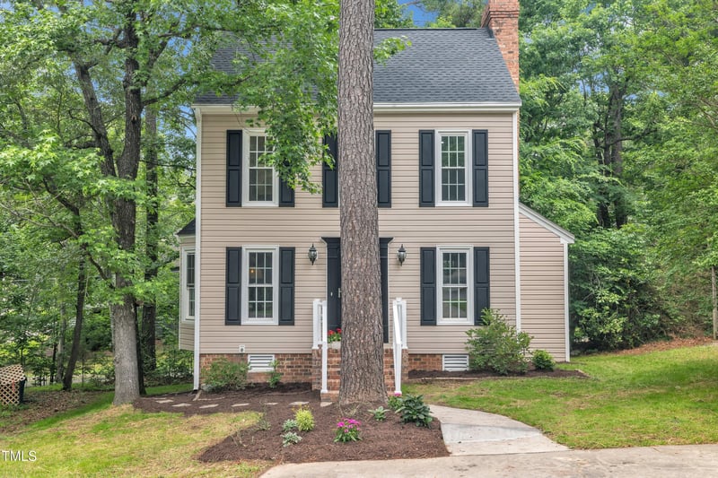 608 Cross Timbers Dr, Durham, NC 27713