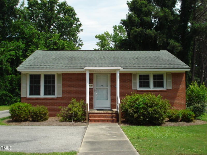 608 Ellis Ave, Dunn, NC 28334