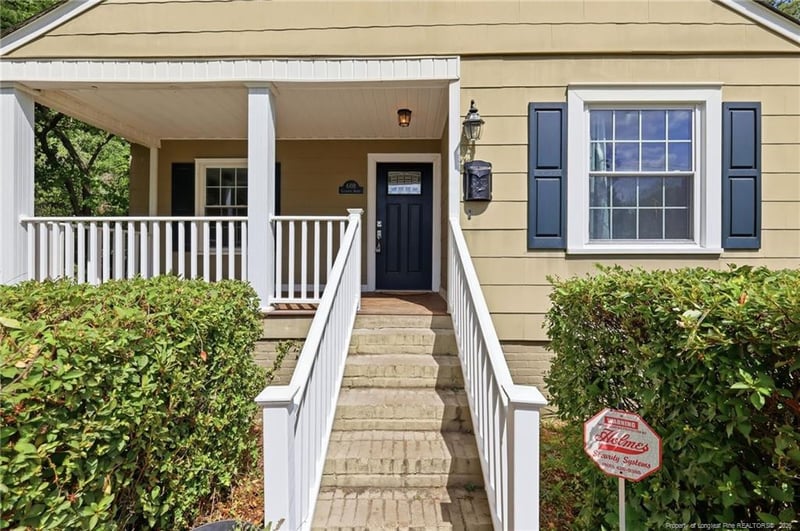 608 Glenville Ave, Fayetteville, NC 28303