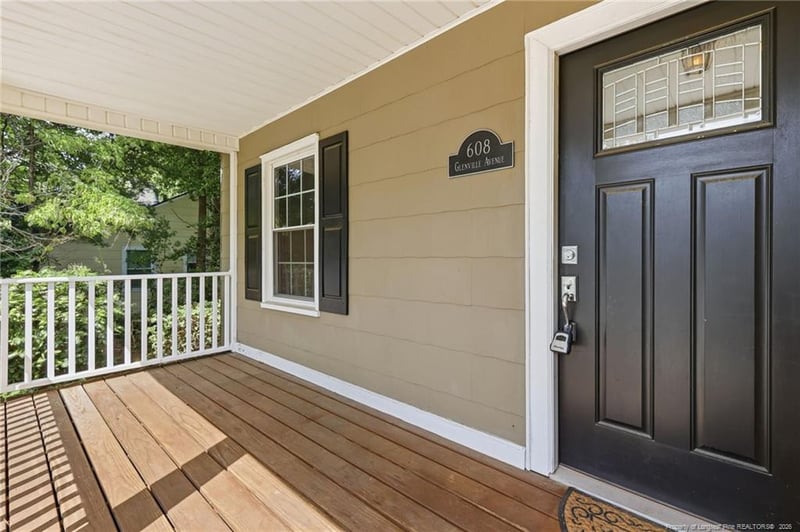 608 Glenville Ave, Fayetteville, NC 28303