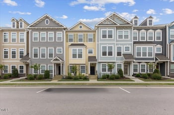 608 Grand Central Station, Apex, NC 27502