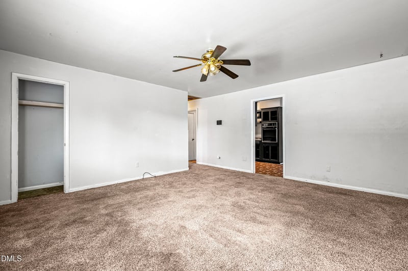 608 Howell St, Selma, NC 27576