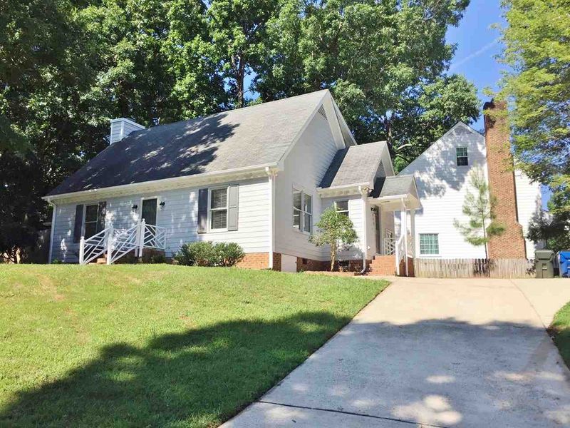 608 Maylands Ave, Raleigh, NC 27615