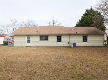 608 Missenburg Ct, Fayetteville, NC 28314
