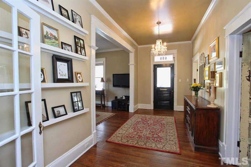 608 Oakwood Ave, Raleigh, NC 27601