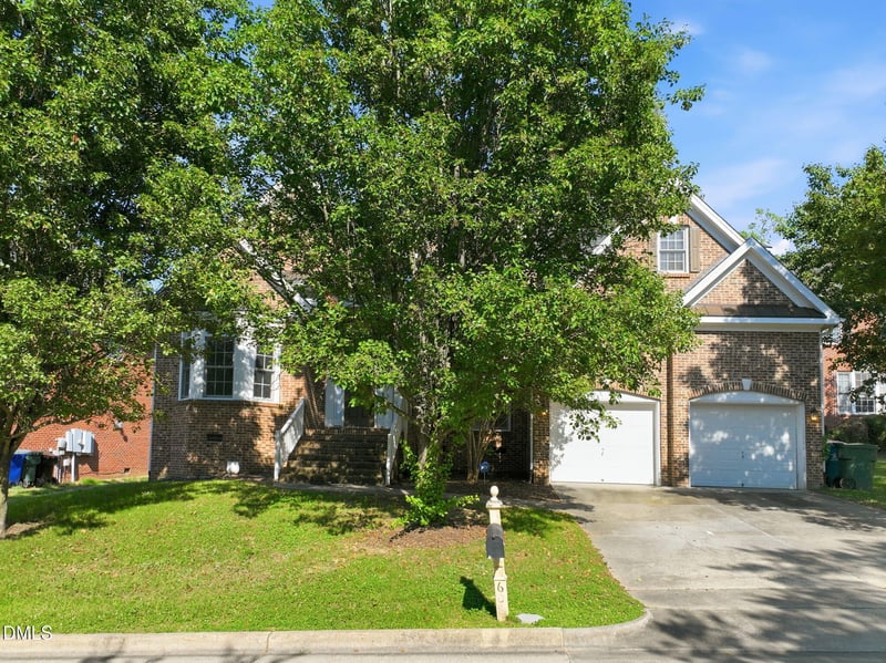 608 Oxboro Cir, Durham, NC 27713