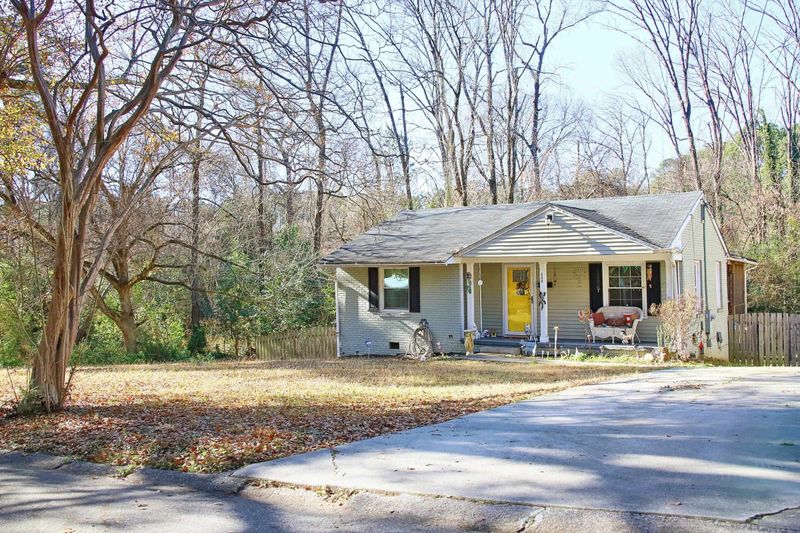 608 Parnell Dr, Raleigh, NC 27610