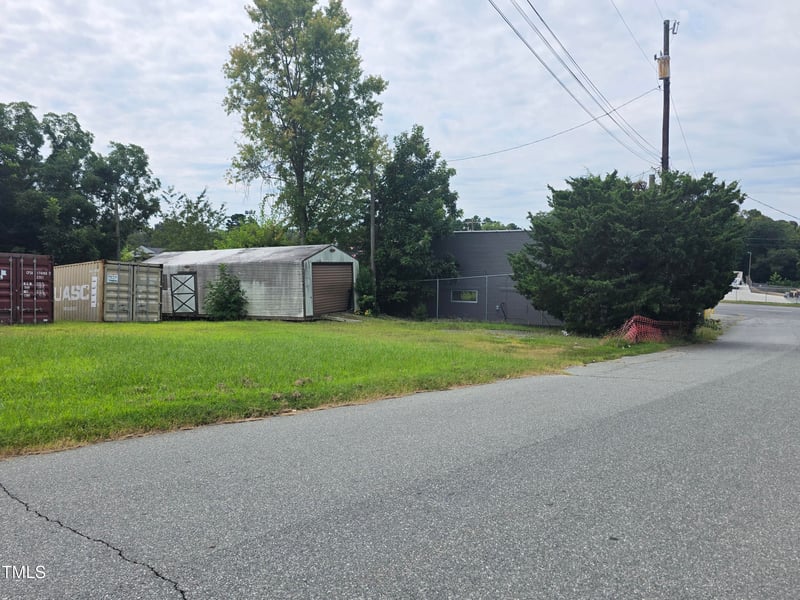 608 Poplar St, Graham, NC 27253
