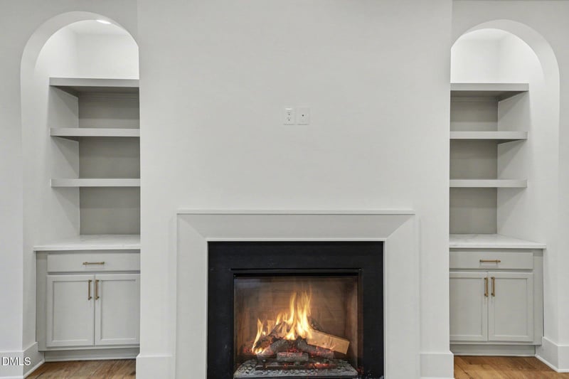 608 Sage Ct, Fuquay Varina, NC 27526