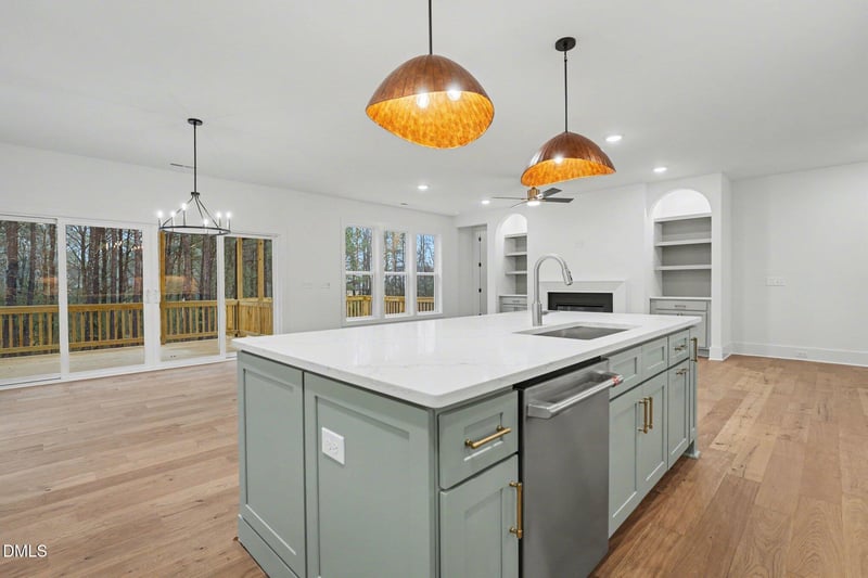 608 Sage Ct, Fuquay Varina, NC 27526