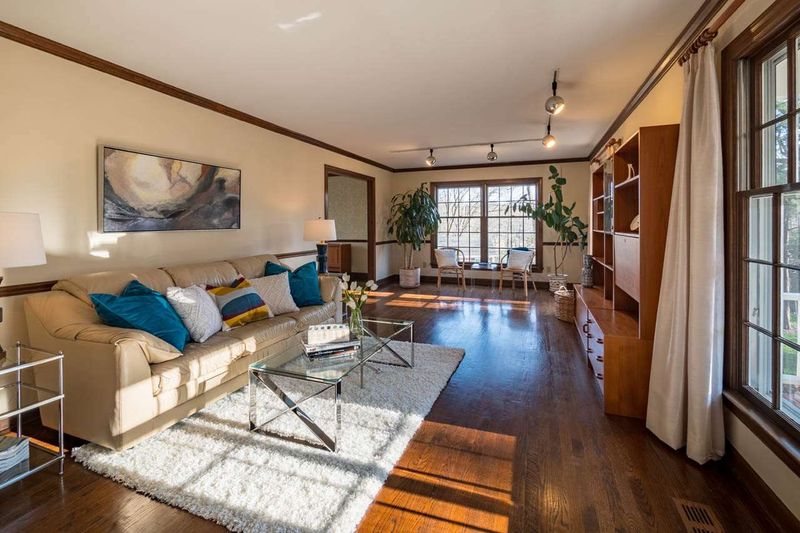 608 Shady Lawn Rd, Chapel Hill, NC 27514