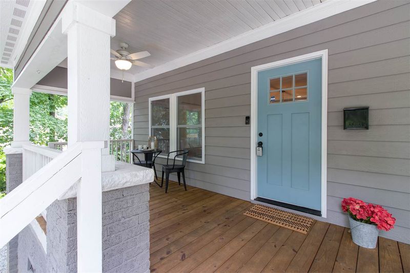 608 Spruce St, Durham, NC 27703