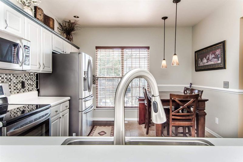 608 Sutter Gate Ln, Morrisville, NC 27560