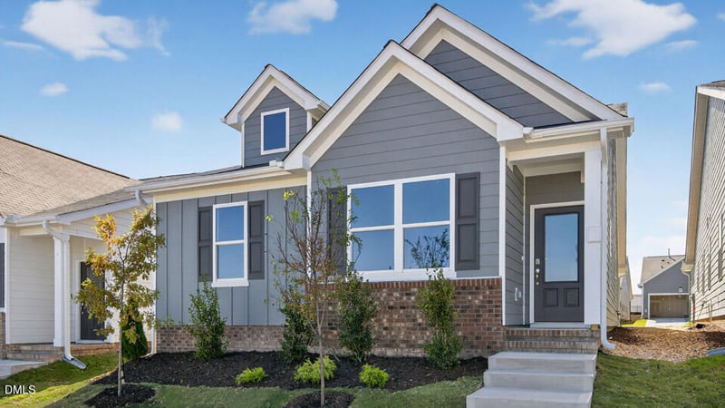 608 Sweet Iris Dr, Knightdale, NC 27545