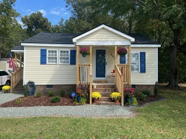 608 Wondertown Dr, Erwin, NC 28339